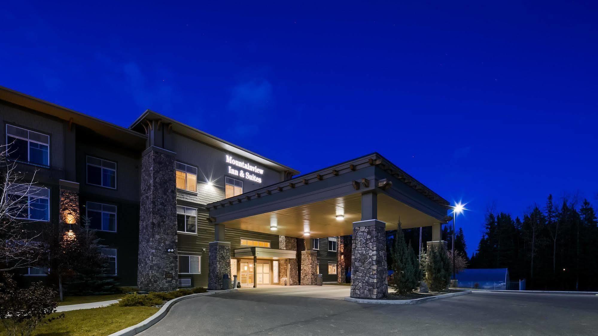 Mountain View Inn & Suites Sundre Экстерьер фото