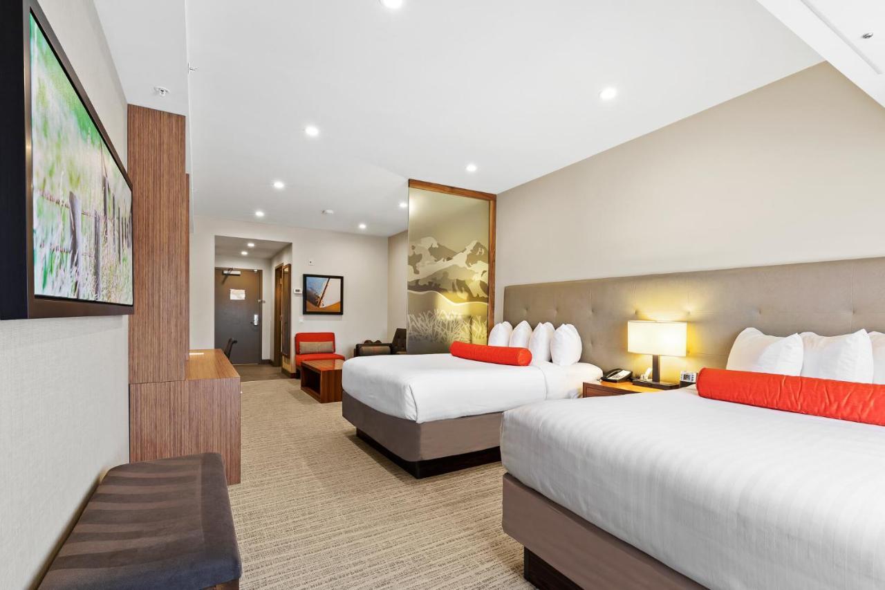 Mountain View Inn & Suites Sundre Экстерьер фото