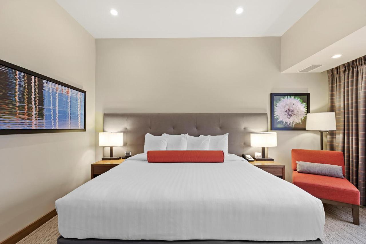 Mountain View Inn & Suites Sundre Экстерьер фото
