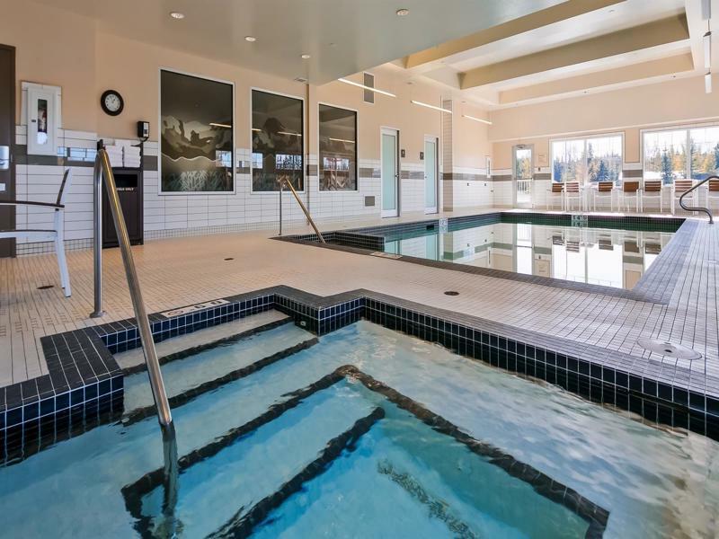 Mountain View Inn & Suites Sundre Экстерьер фото